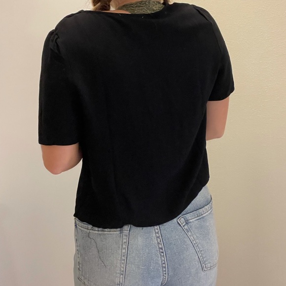 Women’s Button Up Top - Picture 7 of 8